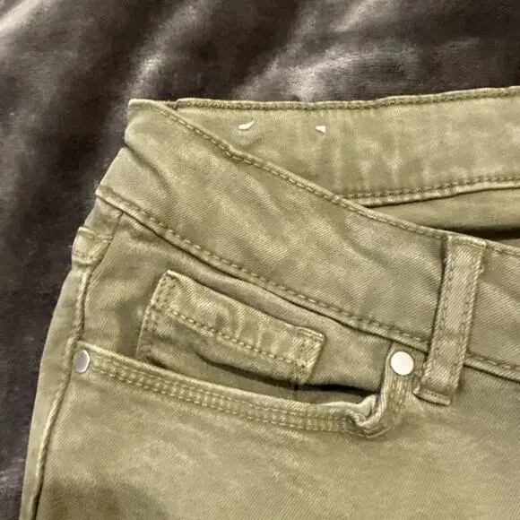 Women's Ellen Tracy Jeans Refined Mid Rise Skinny Size 6 Olive Green - Picture 4 of 10